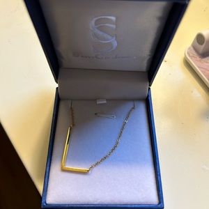 Savy Cie L initial necklace